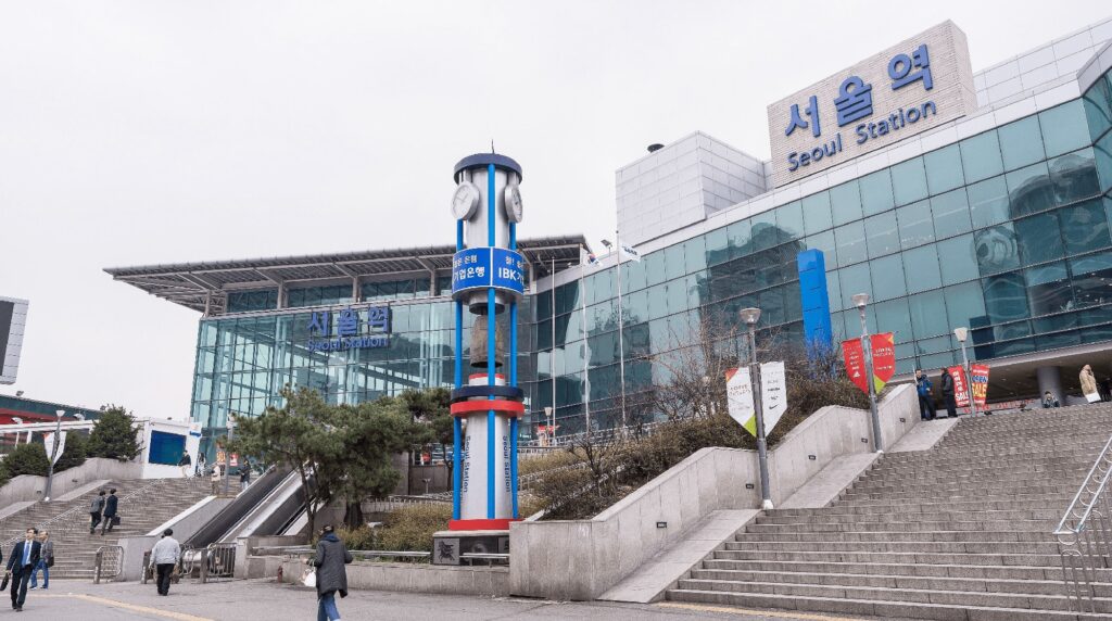 Travel Information seoul station (1)